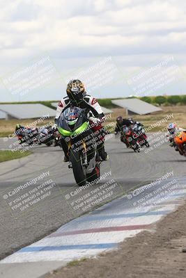media/Apr-26-2024-TrackDaz (Fri) [[c4b677d280]]/B Group/120pm (Wheelie Bump)/